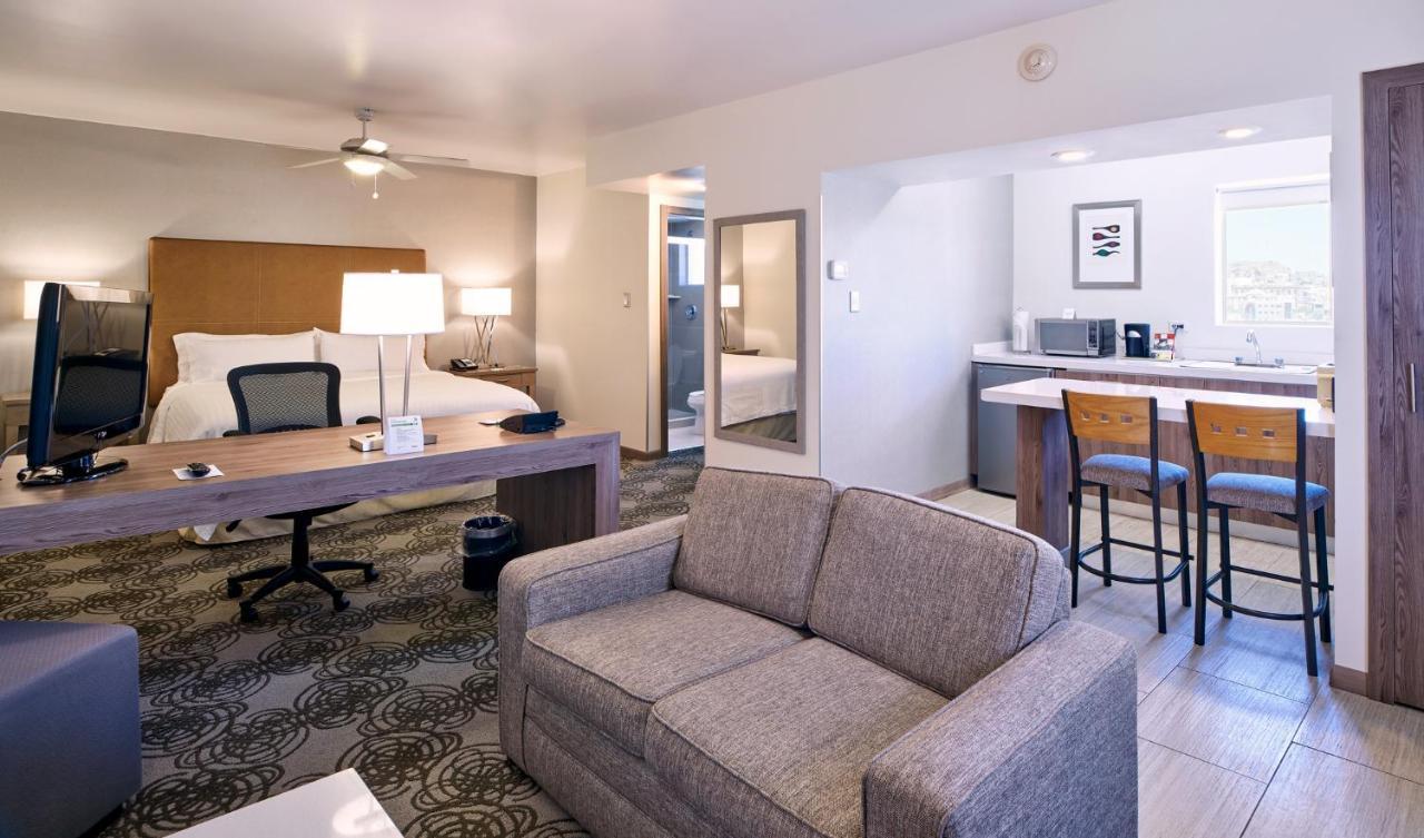 Holiday Inn Hotel & Suites Chihuahua By Ihg Ngoại thất bức ảnh