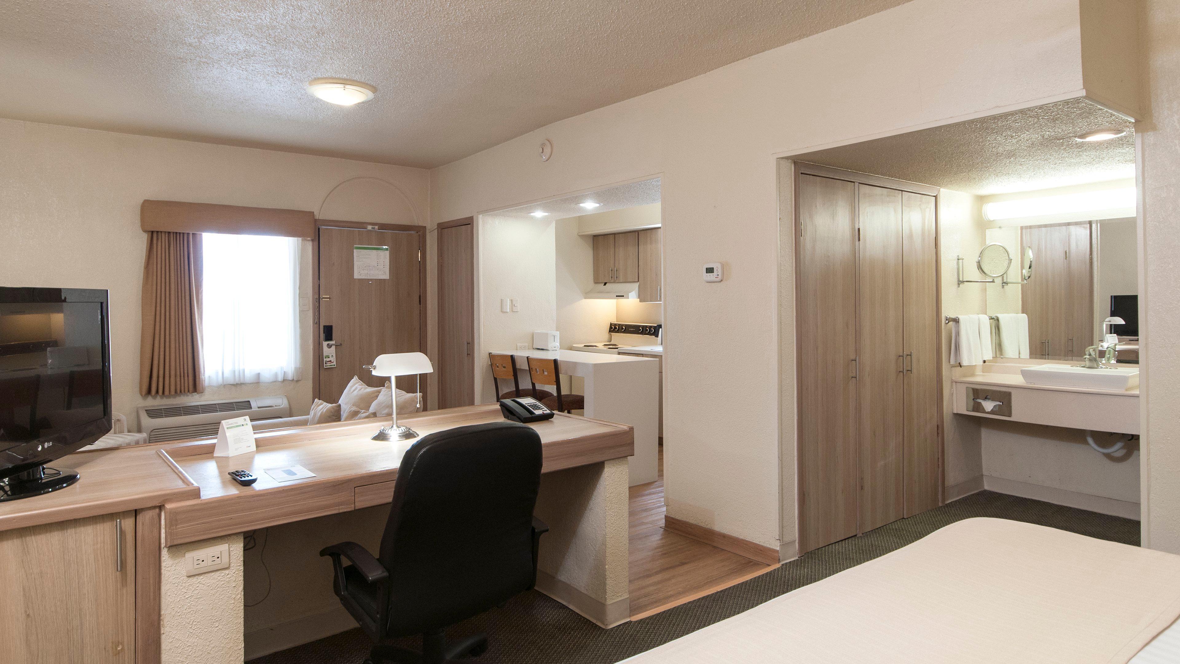 Holiday Inn Hotel & Suites Chihuahua By Ihg Ngoại thất bức ảnh