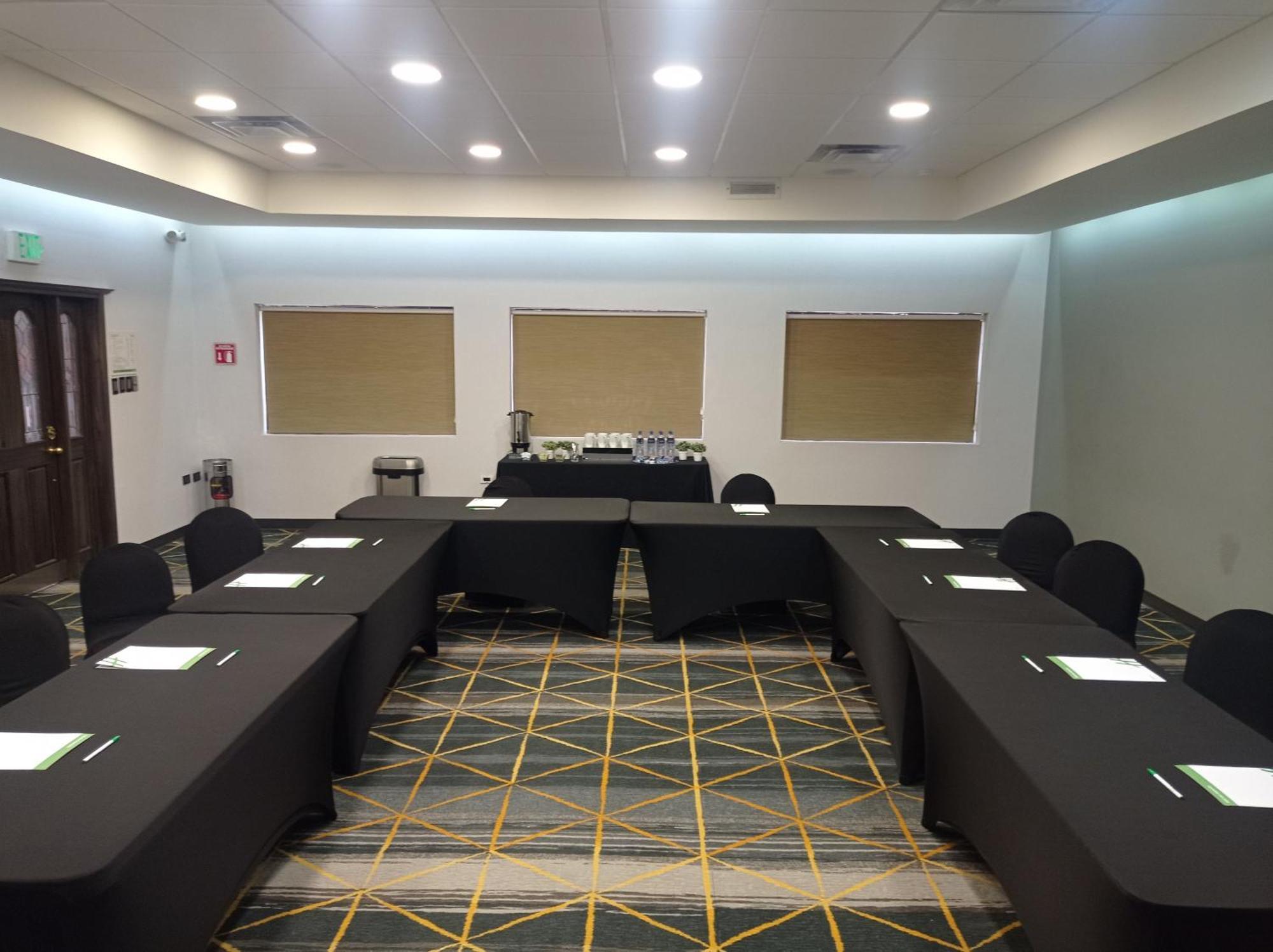 Holiday Inn Hotel & Suites Chihuahua By Ihg Ngoại thất bức ảnh